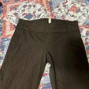 Lululemon cropped leggings